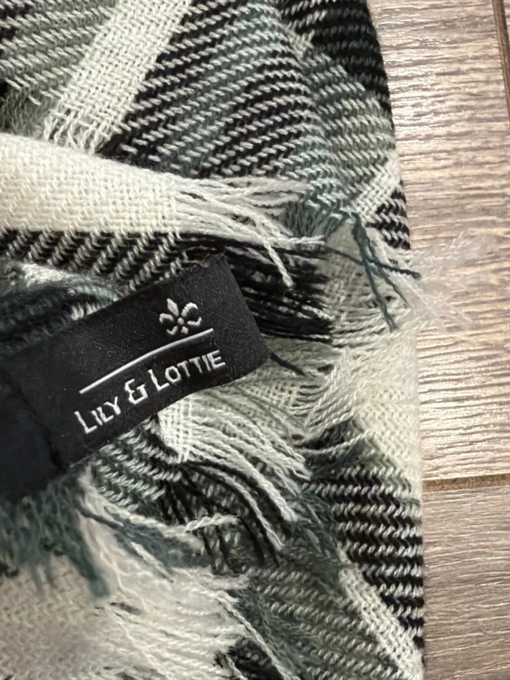 Plaid Fringe Wrap Scarf in Black, White & Green